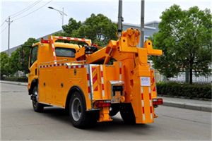 南山高速路拖车费